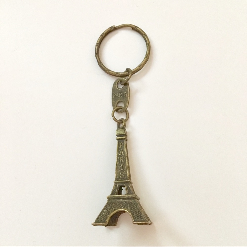Paris Eiffel Tower Key Chains - Picture 3 of 3